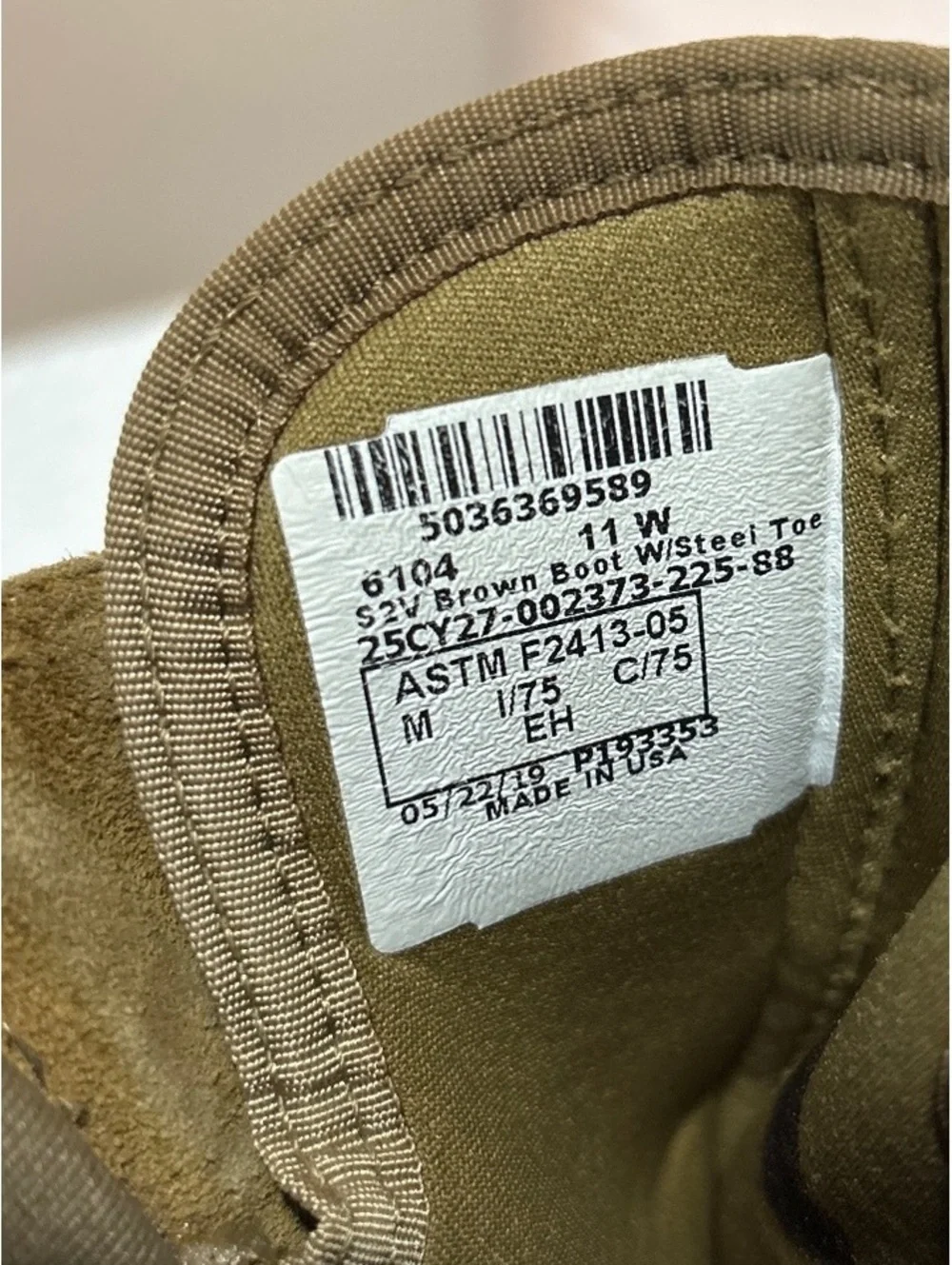 Rocky S2V 6104 Coyote Brown Steel Toe Tactical Military Boots Mens 11 W USA Made